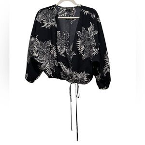 Dress Forum Floral Polyester Front Tie Blouse Navy and White Small